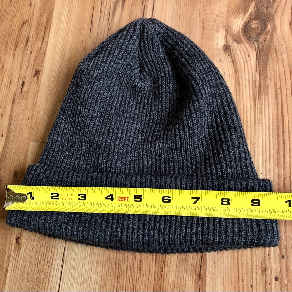Beanie ‘Who’s Your ONE?’ Men’s Unisex - Picture 3 of 12